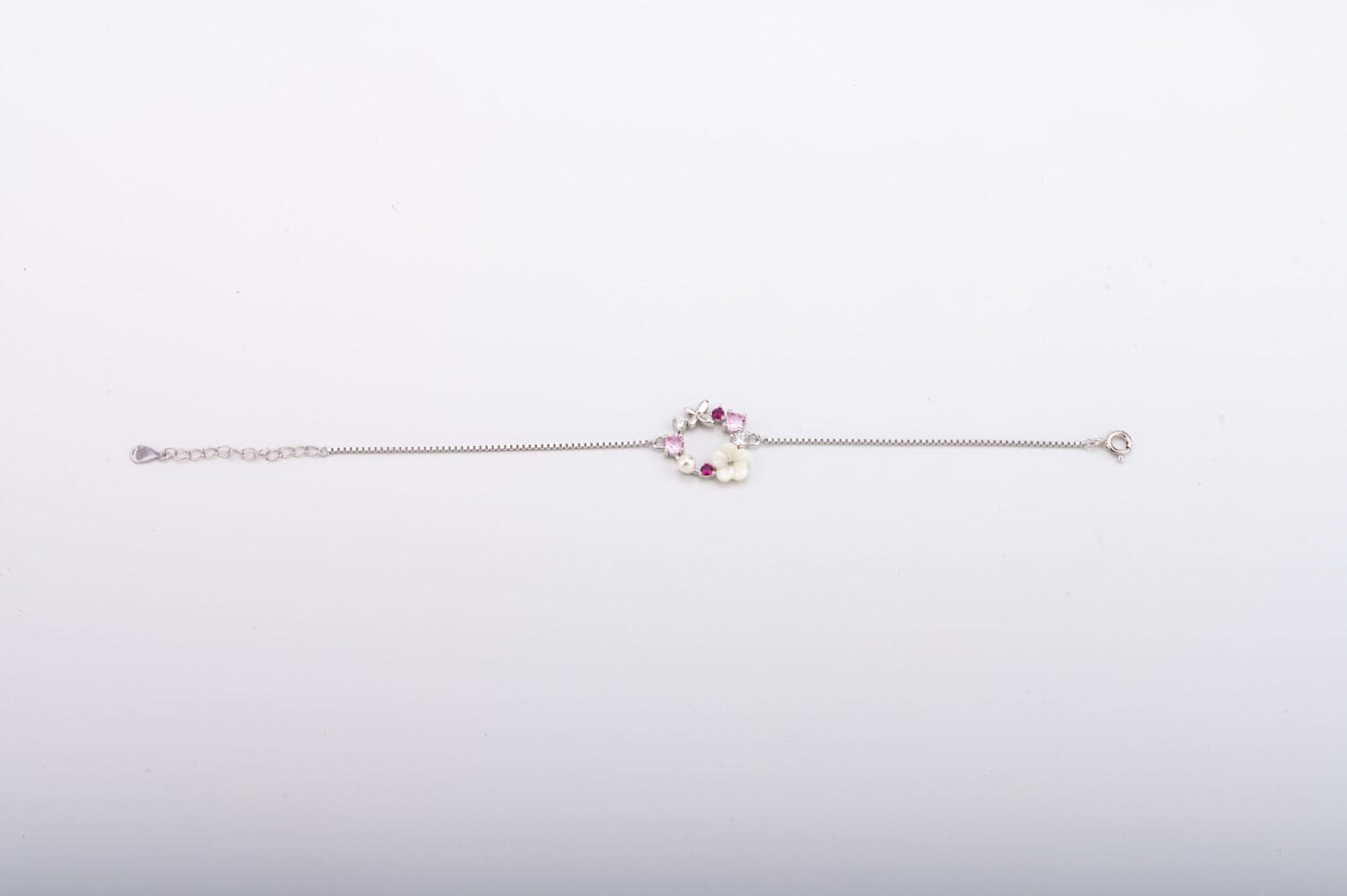 Drop Wreath Bracelet - Image 4
