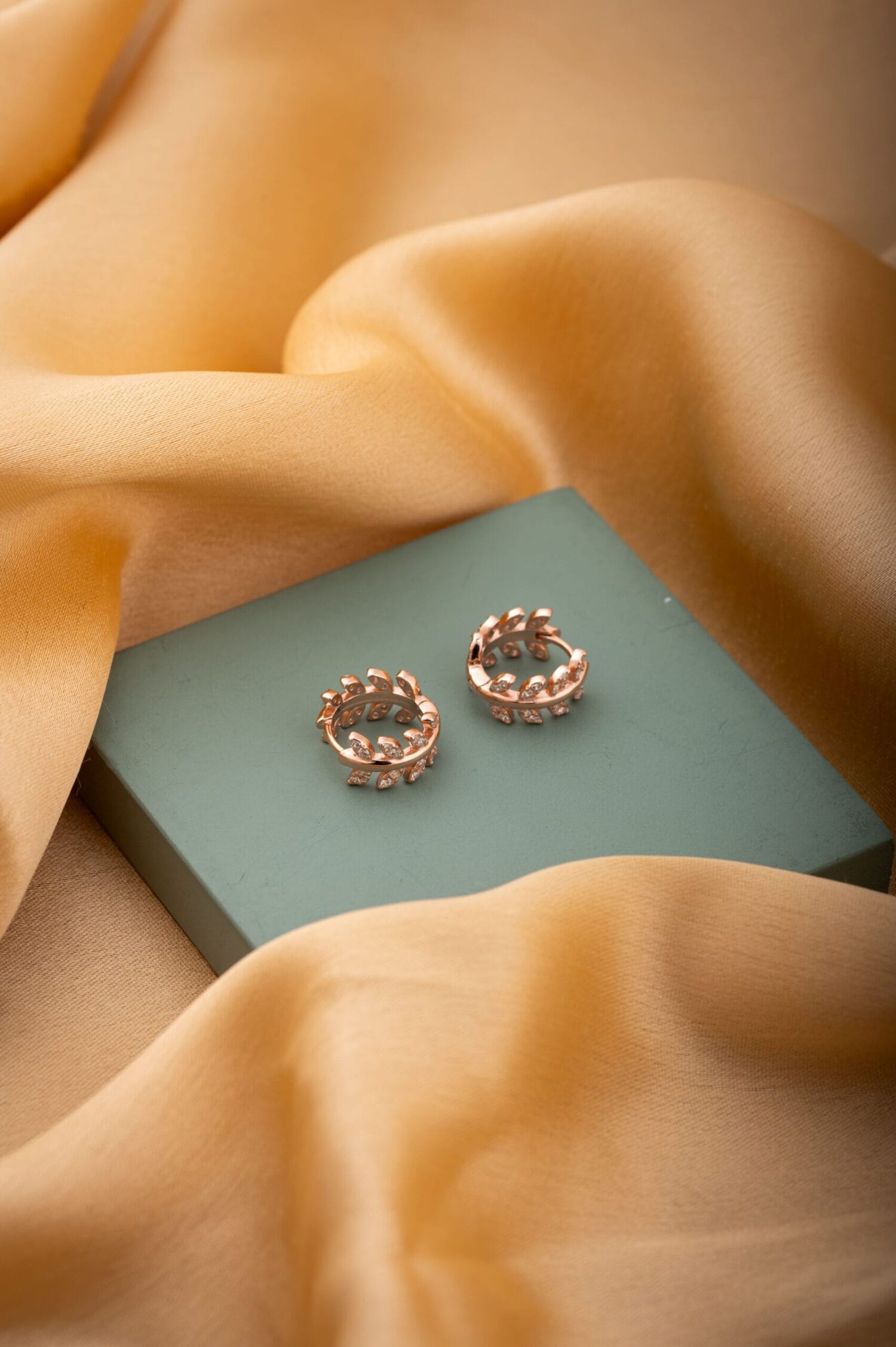 Foliage Hoop Earrings (Rose Gold)