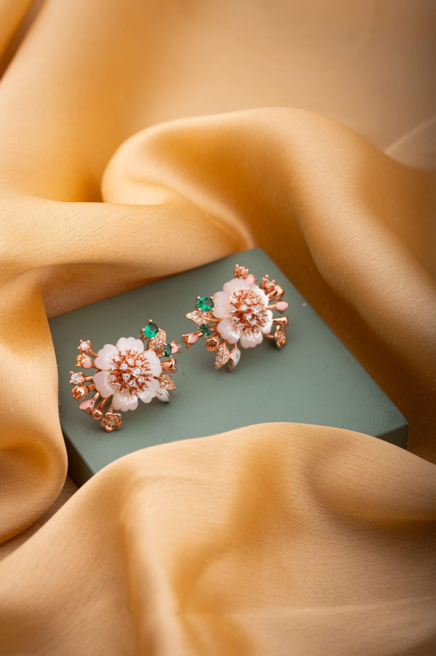 Twilight Serenade (Rose Gold)