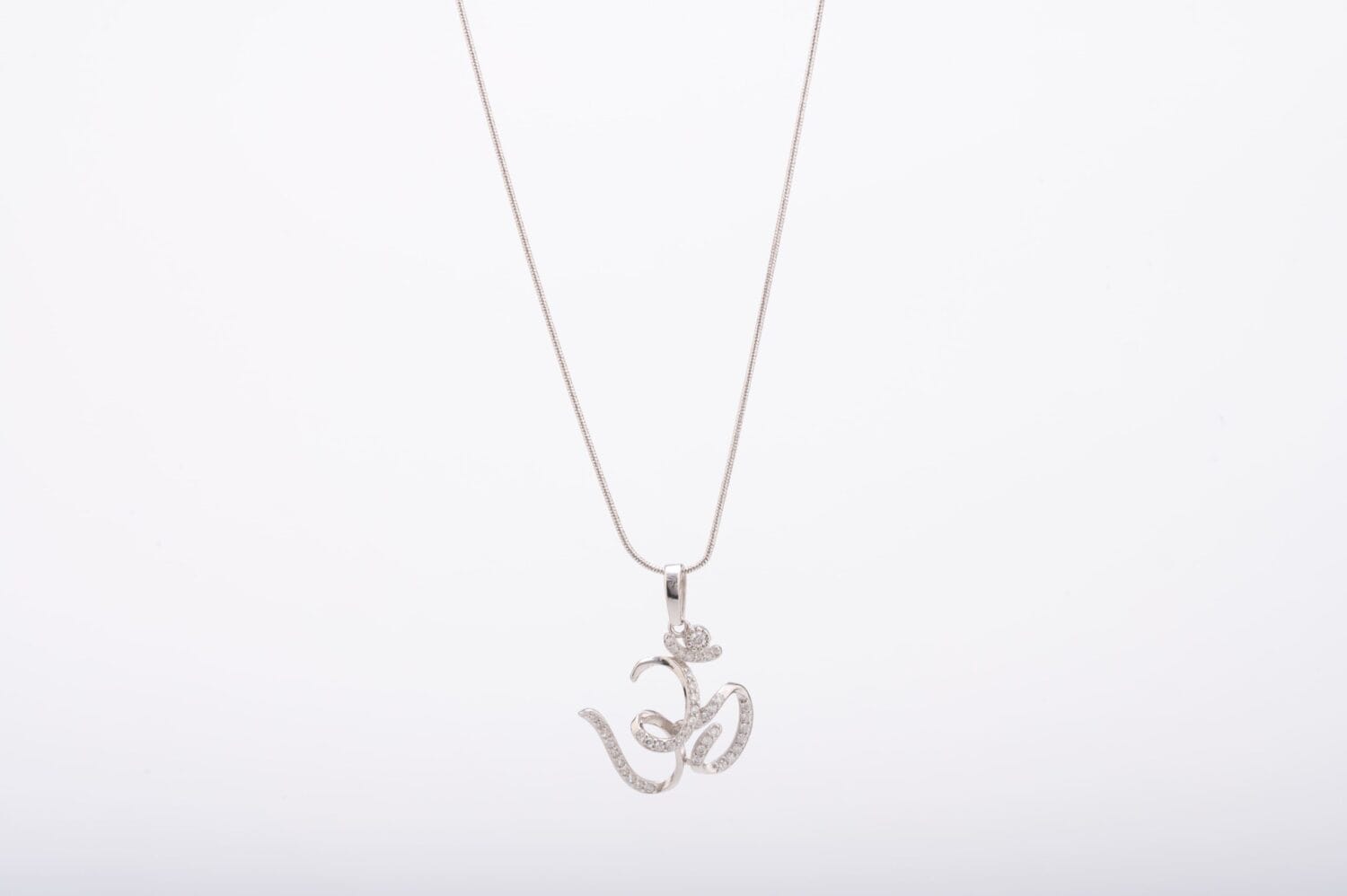 Silver Om Pendant - Image 3