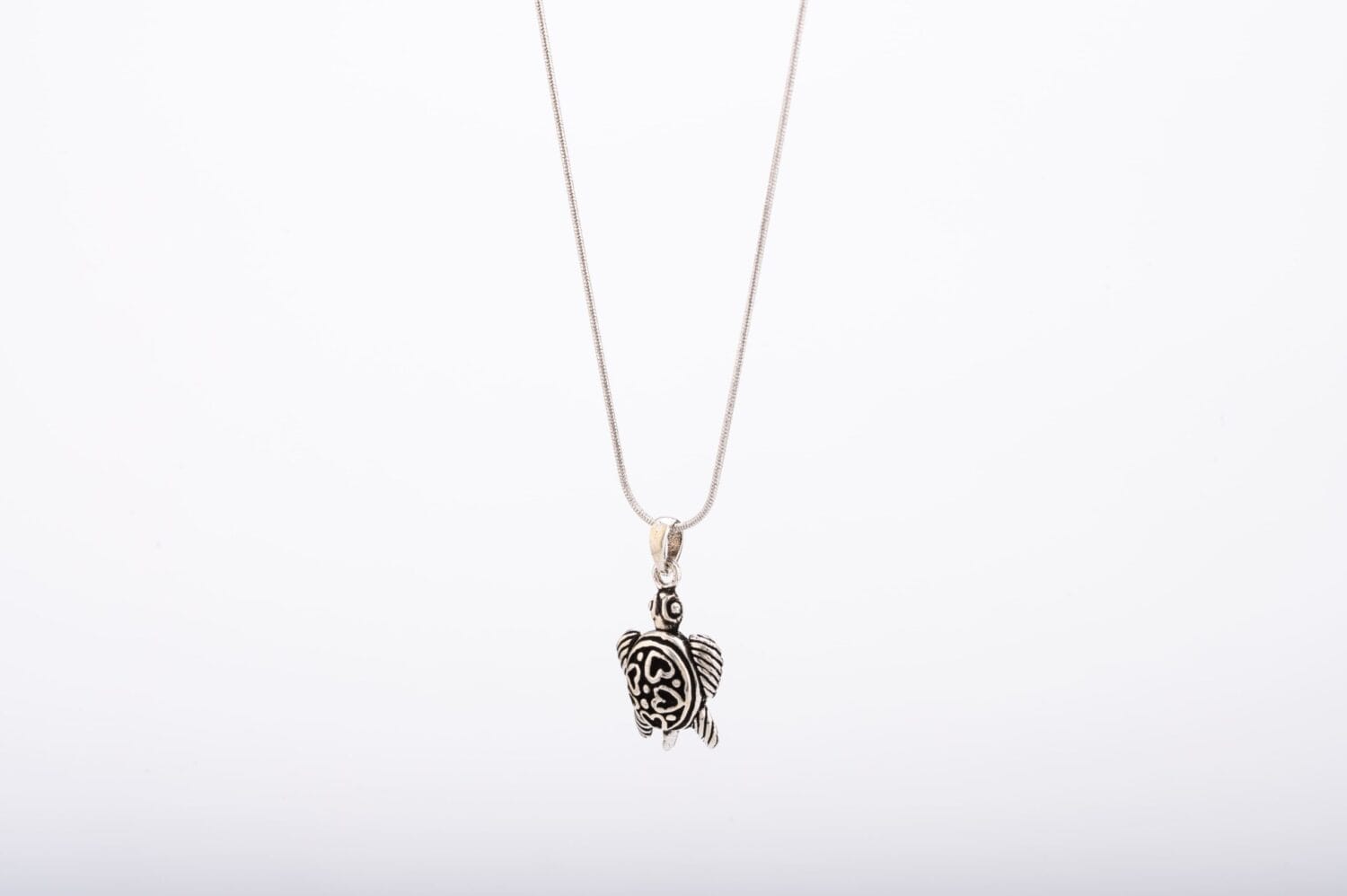Silver oxidised Classic Tortoise Pendant - Image 4