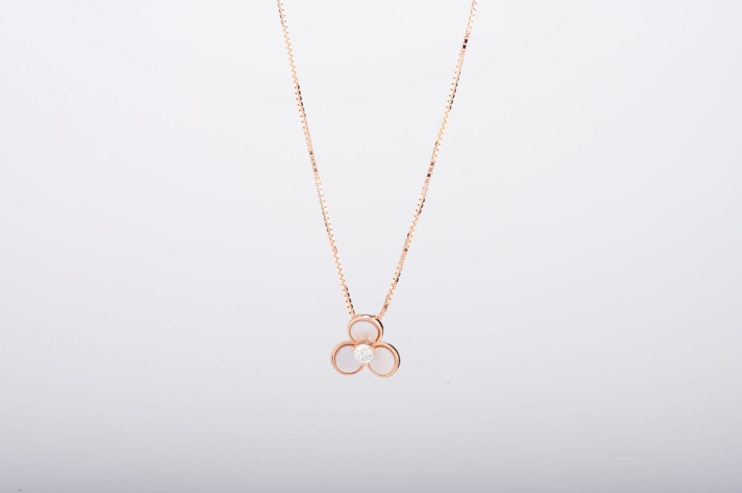 Floral Gleam Necklace - Image 3