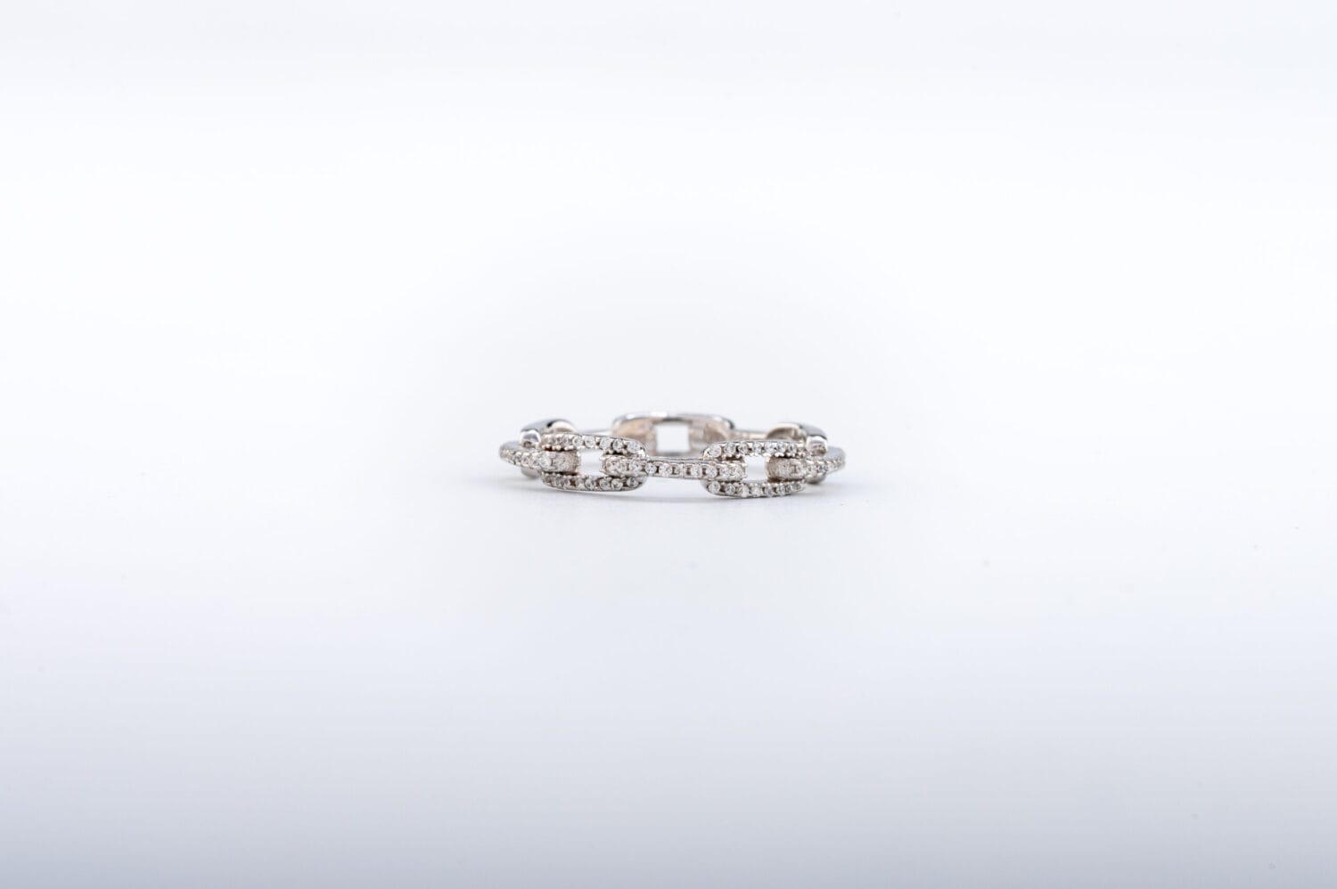 Zircon Wave Entwined Ring - Image 4